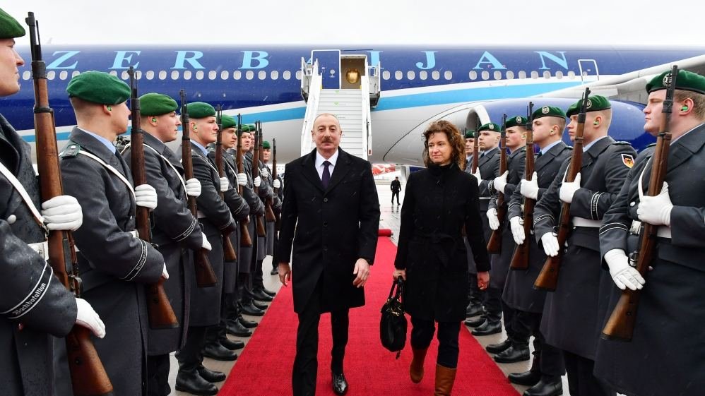 Prezident İlham Əliyev Almaniyaya işgüzar səfərə gəlib