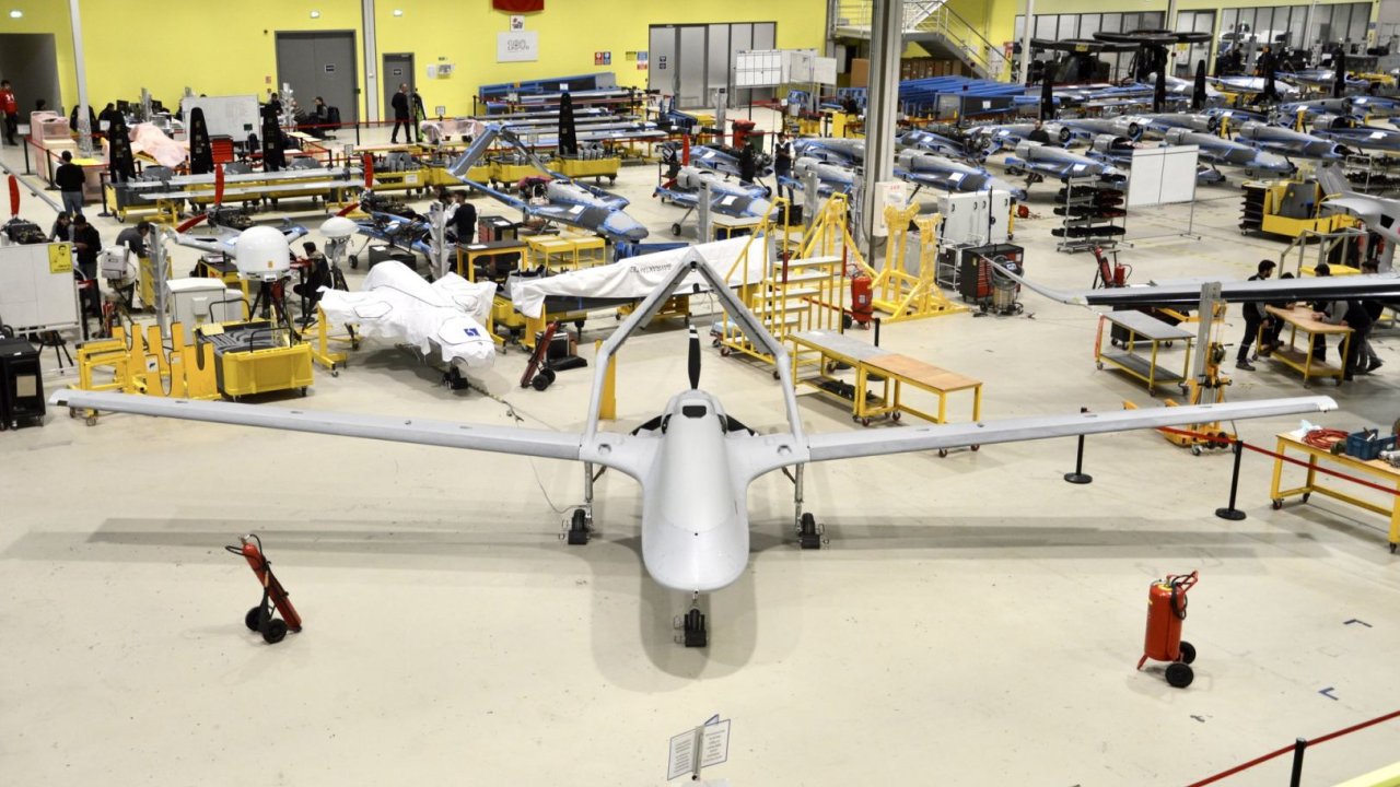 CTO of Turkish Baykar Technologies shares images of Bayraktar TB3 UAV