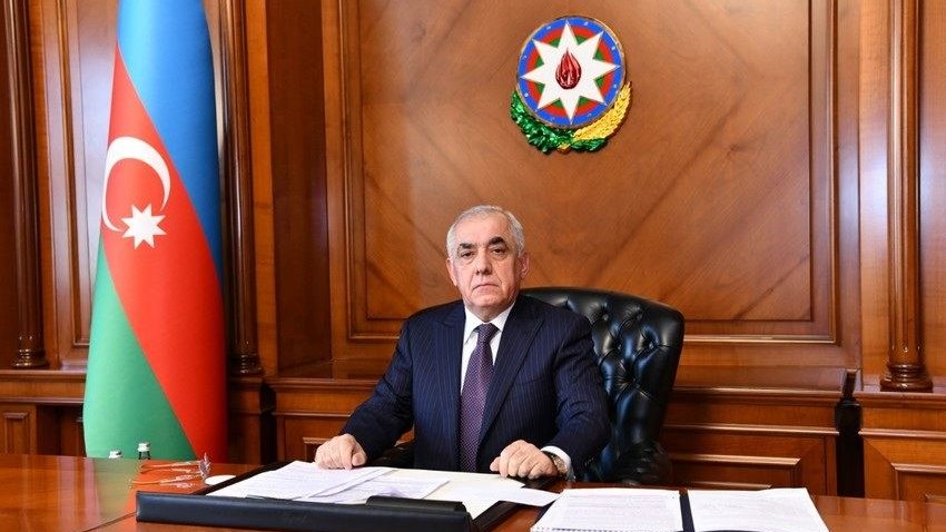 Baş nazir Əli Əsədov Cevdet Yılmazı Türkiyənin Vitse-prezidenti təyin edilməsi münasibətilə təbrik edib