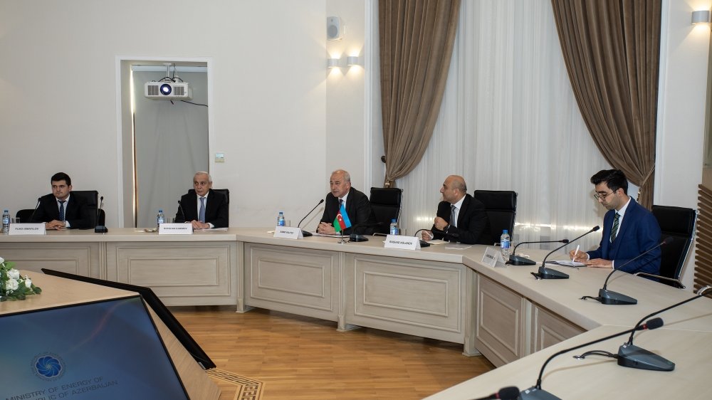 Azerbaijan, Italy discuss prospects for energy cooperation