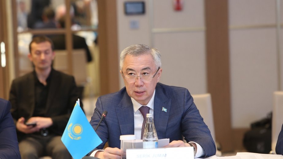 Qazaxıstanın Baş nazirinin müavini: Azərbaycanın sürətli iqtisadi inkişafı cəlbedicidir