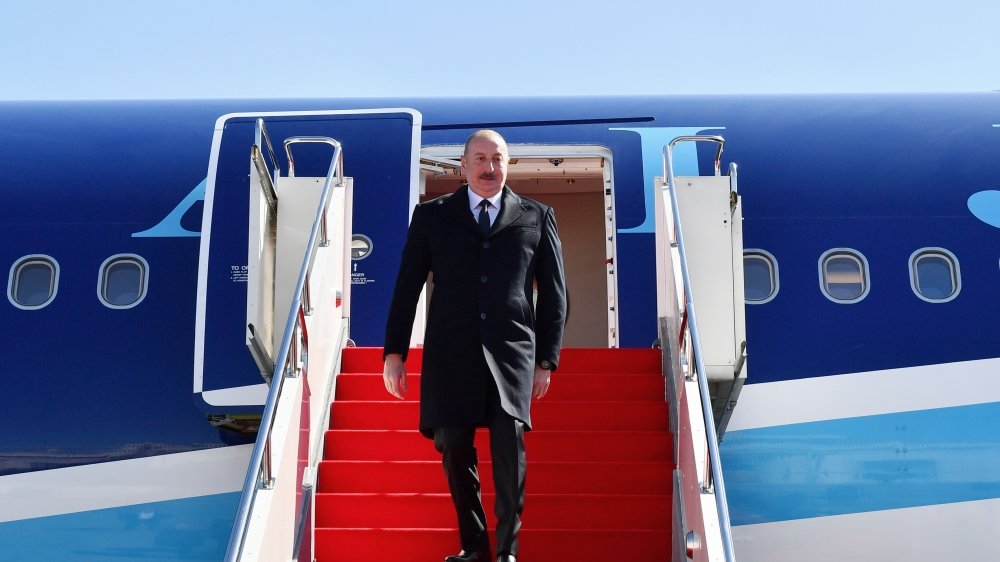 Azərbaycan Prezidenti İlham Əliyev Qazaxıstana rəsmi səfərə gəlib