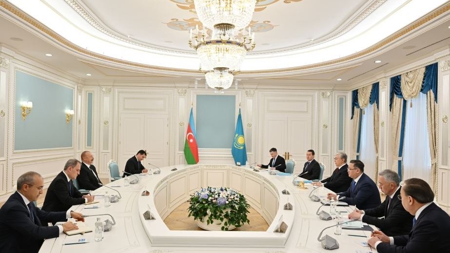 Azərbaycan və Qazaxıstan prezidentlərinin məhdud tərkibdə görüşü olub