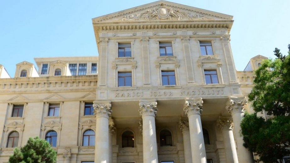 Rəsmi Bakı Fransa XİN başçısına cavab verib