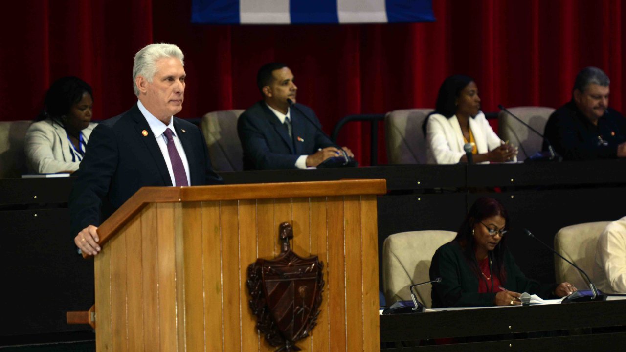 Küba Devlet Başkanı Diaz-Canel, yeniden devlet başkanı seçildi