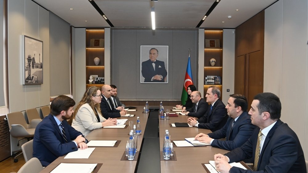 Azərbaycan XİN rəhbəri ABŞ Dövlət katibinin köməkçisinin müavini ilə görüşüb