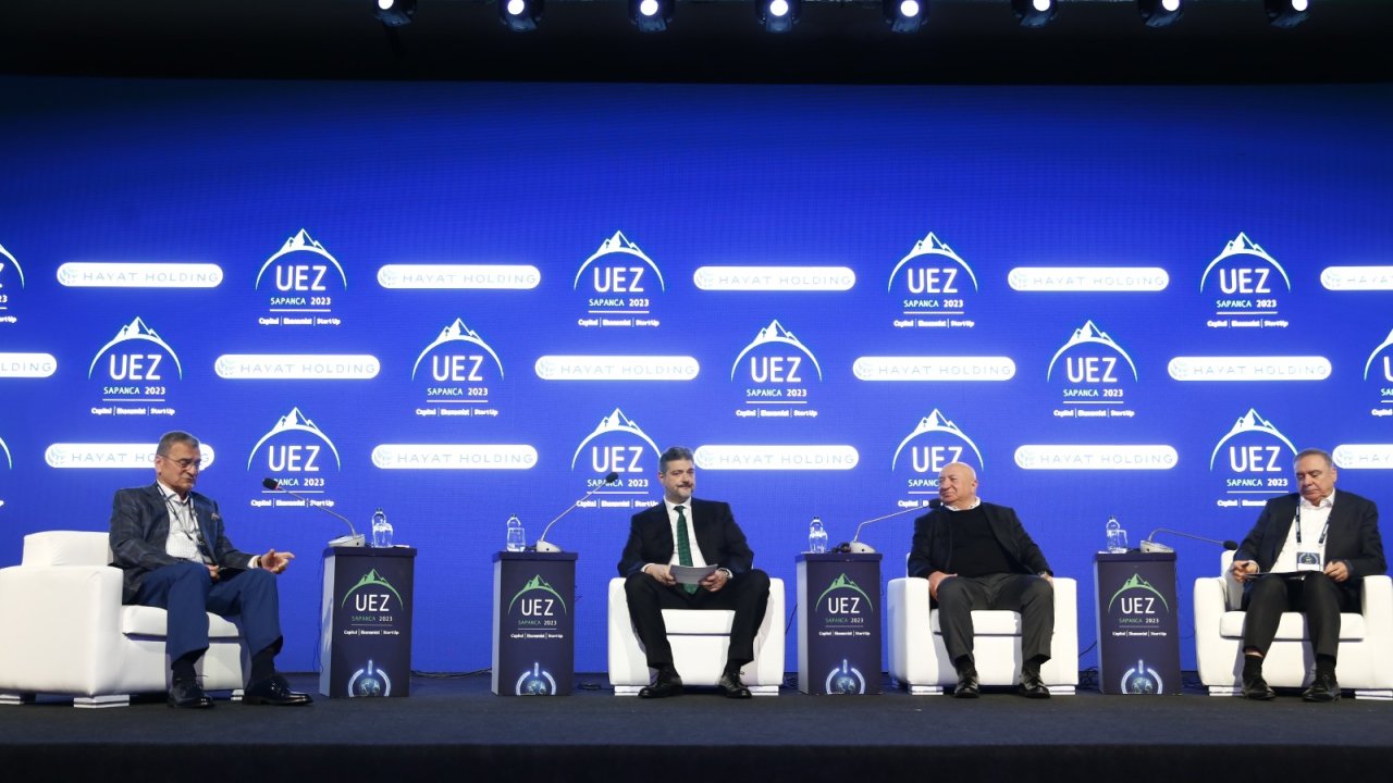 Uludağ Ekonomi Zirvesi’nde ‘sınır ötesinde büyüme stratejileri’ konuşuldu