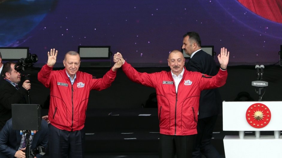 Prezident İlham Əliyev və Prezident Rəcəb Tayyib Ərdoğan İstanbulda “TEKNOFEST” festivalında iştirak ediblər