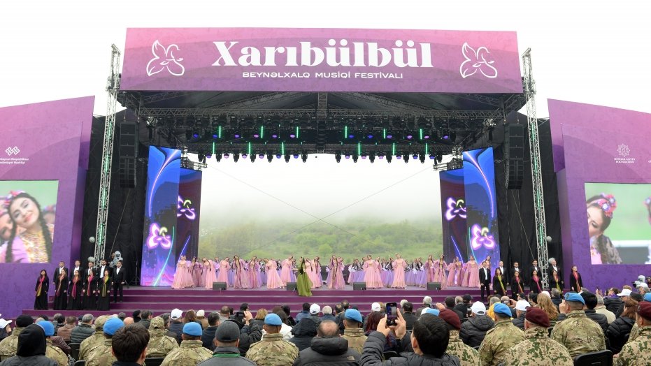 Şuşada “Xarıbülbül” Beynəlxalq Musiqi Festivalının qala-konserti olub