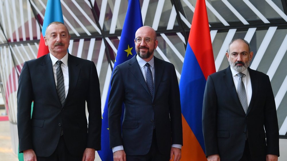President Ilham Aliyev`s meeting with President of European Council and Prime Minister of Armenia started in Brussels