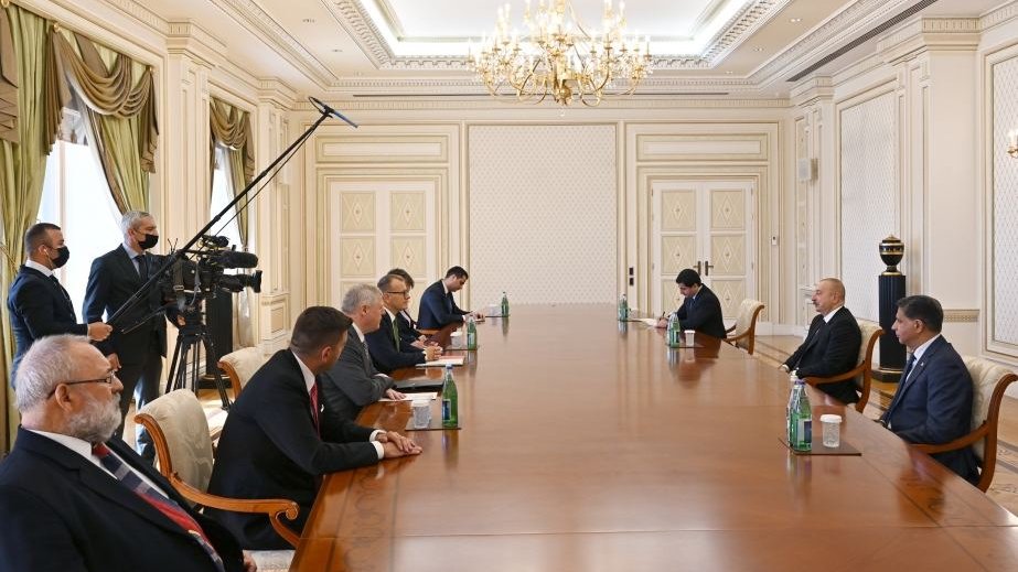 Prezident İlham Əliyev Slovakiya parlamentinin sədrini qəbul edib