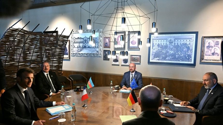 Prezident İlham Əliyevin Nikol Paşinyan, Şarl Mişel, Olaf Şolz və Emmanuel Makronla qeyri-rəsmi görüşü keçirilib