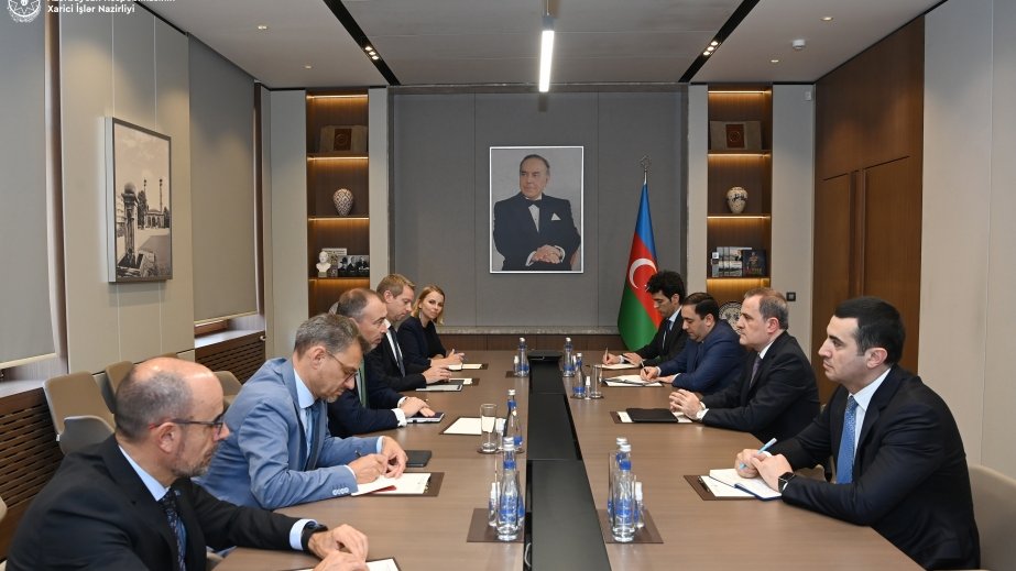 Azerbaijani FM, EU Special Representative discuss regional security issues