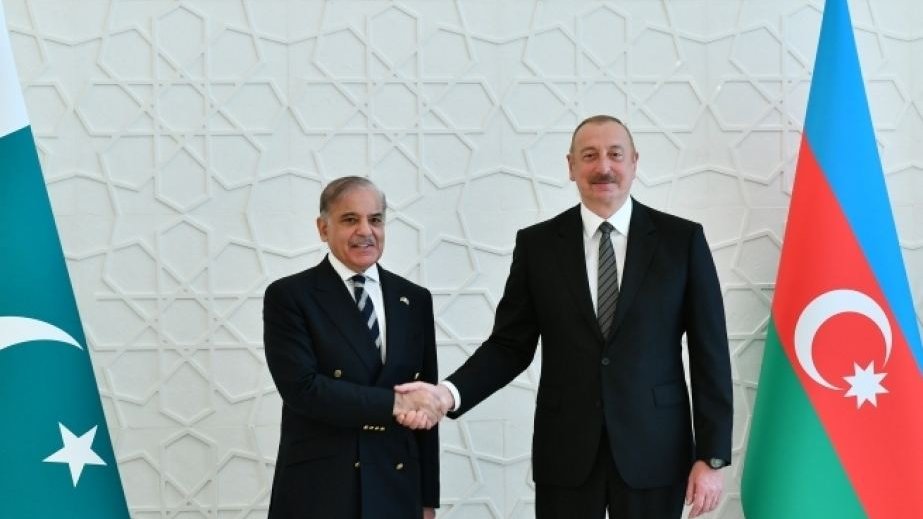 Prezident İlham Əliyev və Pakistanın Baş naziri Şahbaz Şərif arasında telefon söhbəti olub