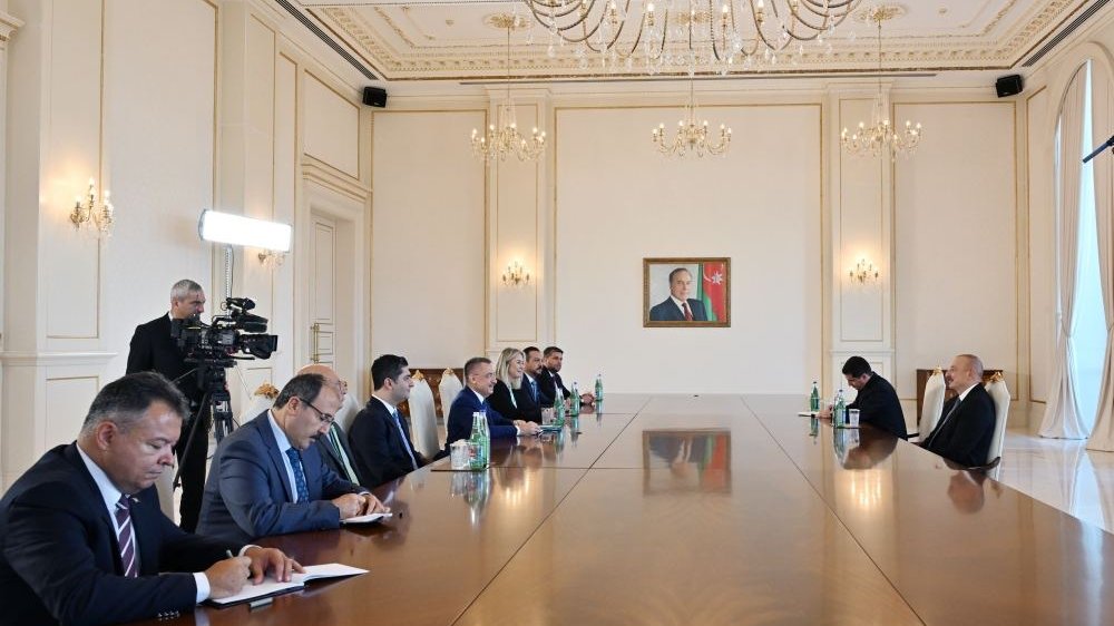 Prezident İlham Əliyev Türkiyə Böyük Millət Məclisinin Xarici əlaqələr komitəsinin nümayəndə heyətini qəbul edib