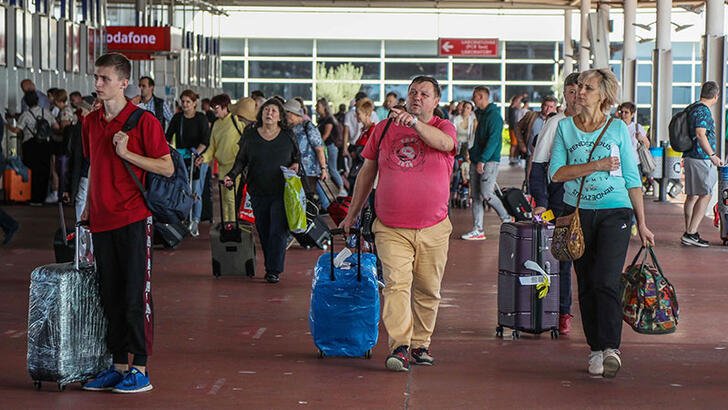 Antalya Havalimanı'nda tüm zamanların yolcu trafiği rekoru