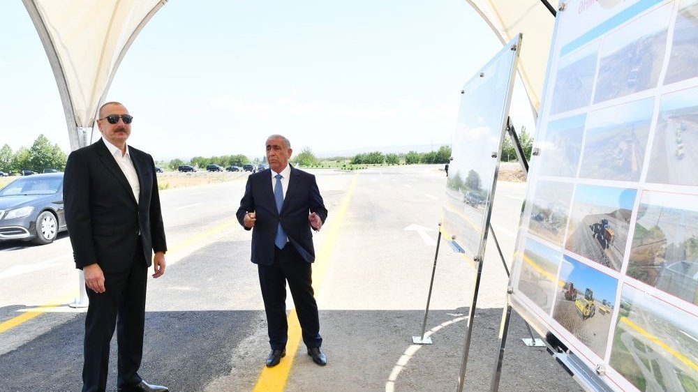 Əhmədbəyli-Füzuli-Şuşa avtomobil yolunun tikintisinin 50 faizi tamamlanıb