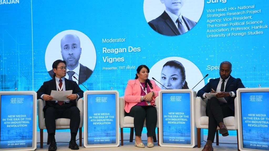 Şuşa Qlobal Media Forumu işini başa vurub