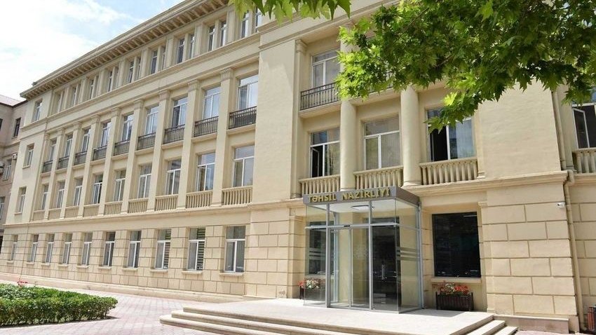 Şəhid və müharibə əlillərinin dövlət büdcəsi hesabına oxuyan övladlarının sayı açıqlanıb