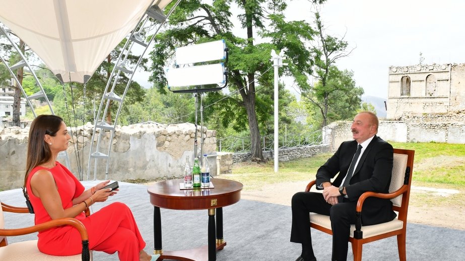 Prezident: Bizim Ermənistana qarşı ərazi iddialarımız yoxdur, onların da Azərbaycana qarşı ərazi iddialarının olmamasını istəyirik