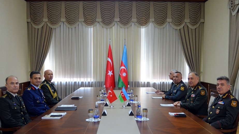 Azərbaycan ilə Türkiyə orduları arasında hərbi kəşfiyyat sahəsində əməkdaşlıq müzakirə olunub