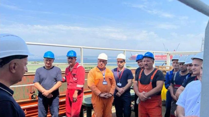 ASCO sədri İstanbulda təmir olunan gəmilərin heyət üzvləri ilə görüşüb