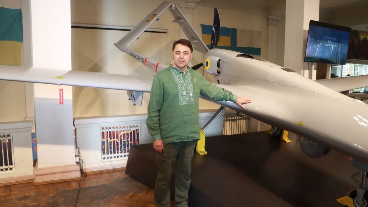 Bayraktar, Ukrayna Askeri Tarih Müzesi’nde: Zaferimizin tarihinde önemli yer tutacak