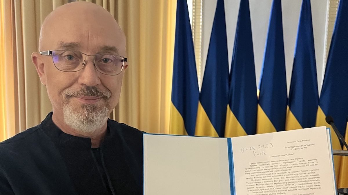 Reznikov: Ukrayna ordusu için çalışmak benim için bir onurdu