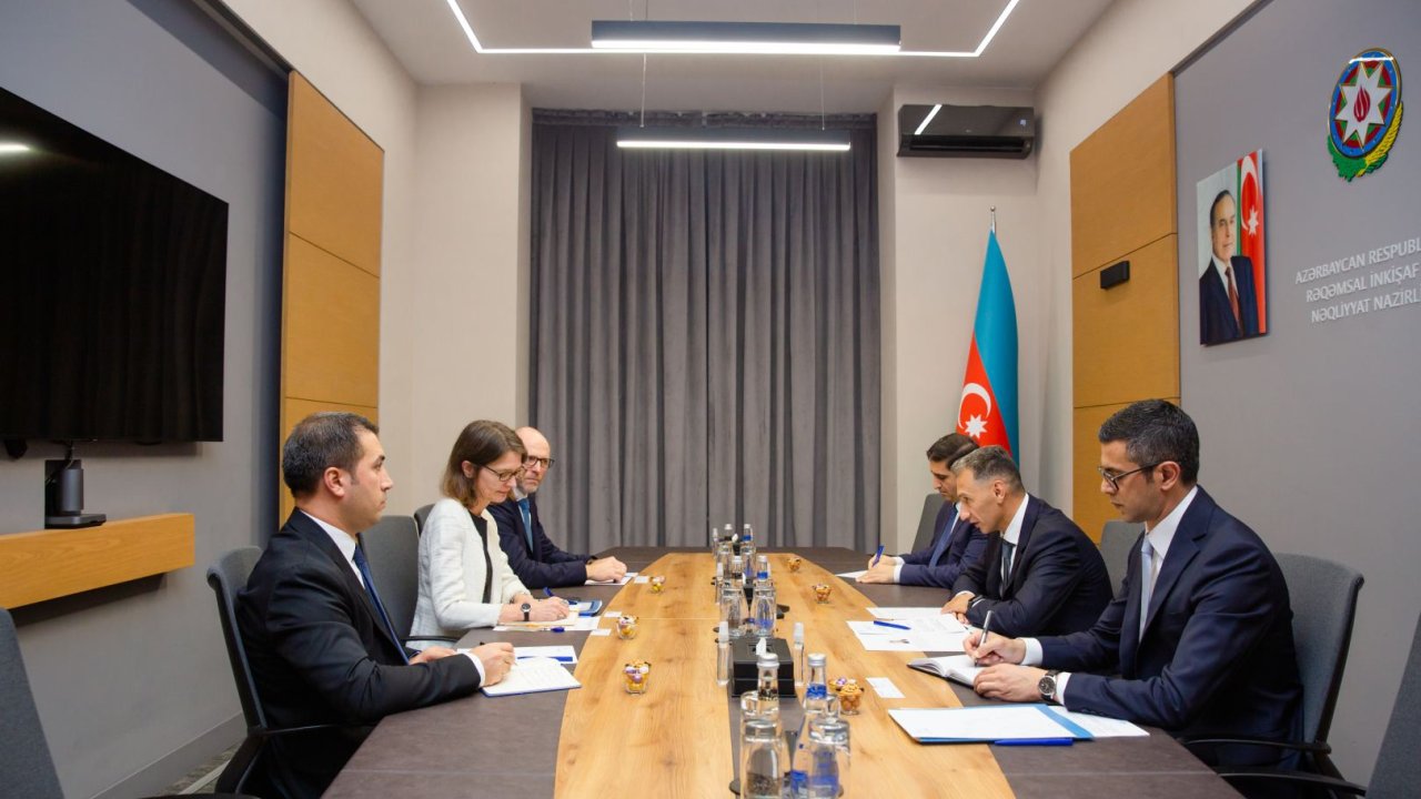 Azərbaycan Dünya Bankı ilə İKT və nəqliyyat sektorlarında əməkdaşlığı müzakirə edib