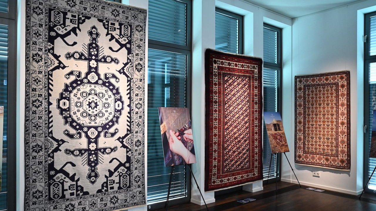 Azərbaycan xalçaları Berlində sərgilənir