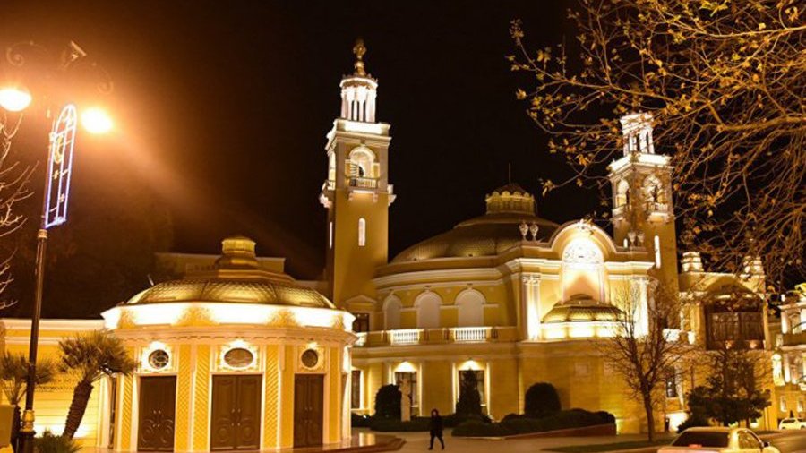 Filarmoniya yeni mövsümdə zəngin proqramla tamaşaçıların yolunu gözləyir