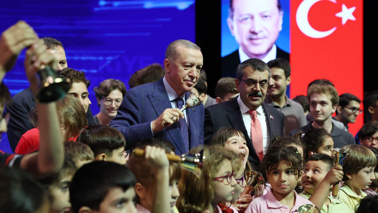 Cumhurbaşkanı Erdoğan'dan önemli açıklamalar