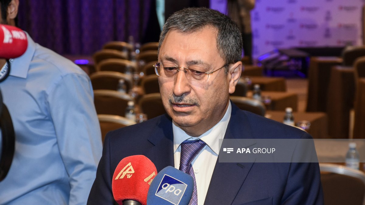 Xələf Xələfov İrana səfər edib