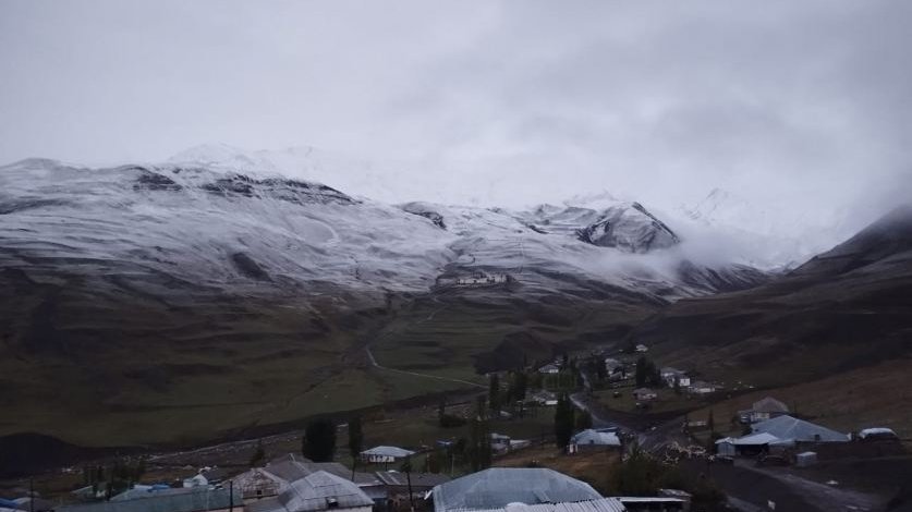 Quba və Qusara qar yağdı (FOTO)