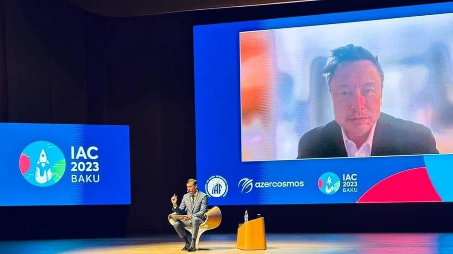 Beynəlxalq Astronavtika Konqresi: İlon Mask sualları cavablandırıb