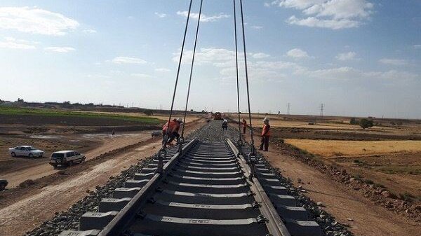 İrandan keçməklə Azərbaycanla Naxçıvan arasında yeni dəmir yolu xətti tikiləcək