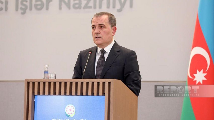 Azərbaycanın XİN başçısı Ermənistana çağırış edib