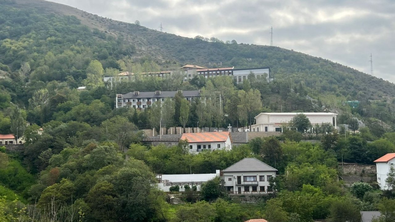 Laçının gözəlliyini bir də belə izləyin (VİDEO)