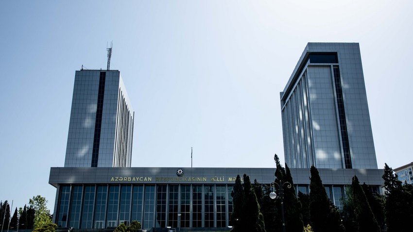 Gələn ilin dövlət büdcəsi layihəsi Milli Məclisə daxil olub