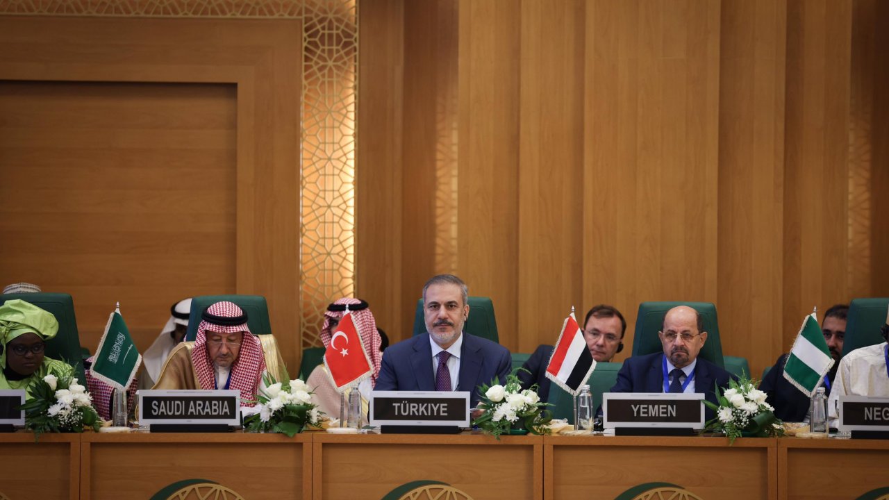 Bakan Fidan: Müslüman dünyası cesur kararlar almalı