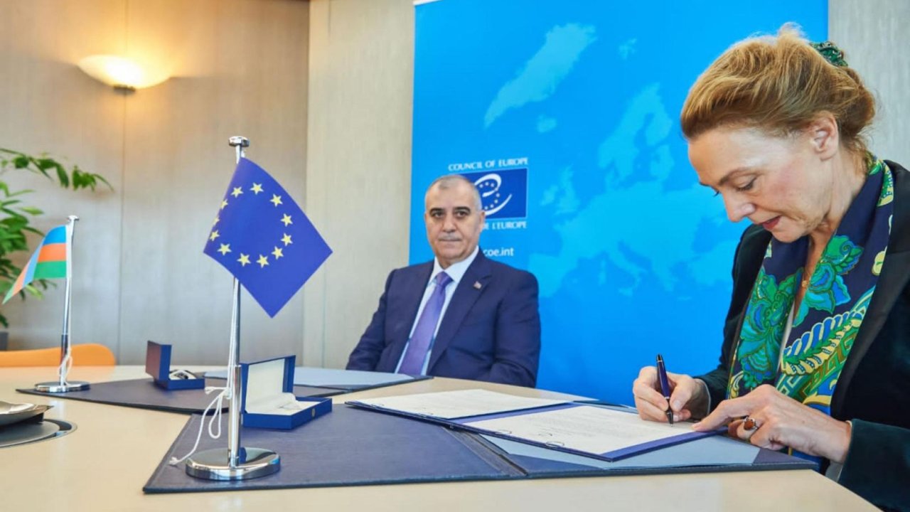 DTX rəisi AŞ-nin baş katibini Ermənistanın mina terroru barədə məlumatlandırdı