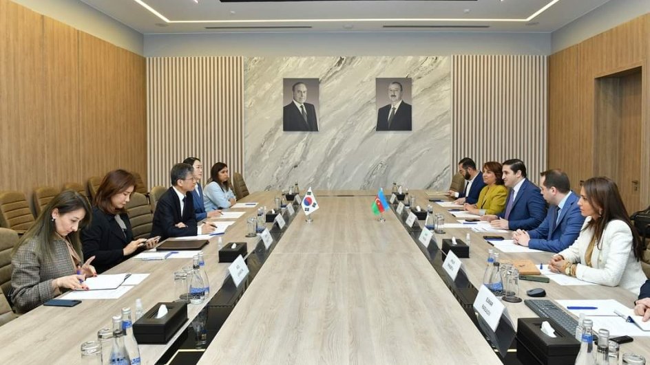 Azərbaycan və Cənubi Koreya arasında İKT sahəsi üzrə yeni qrant layihəsinə dair sənəd imzalanıb