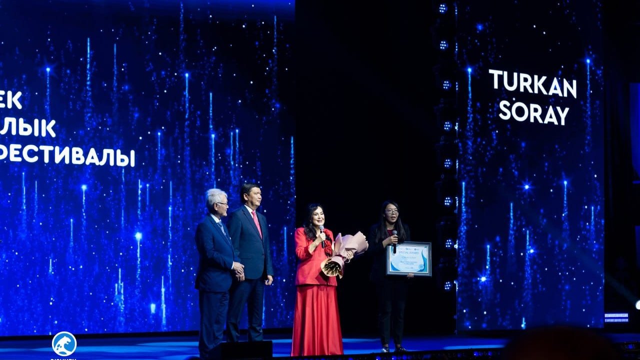 ‘Al Yazmalım’ Türkan Şoray, Bişkek Film Festivali’nde