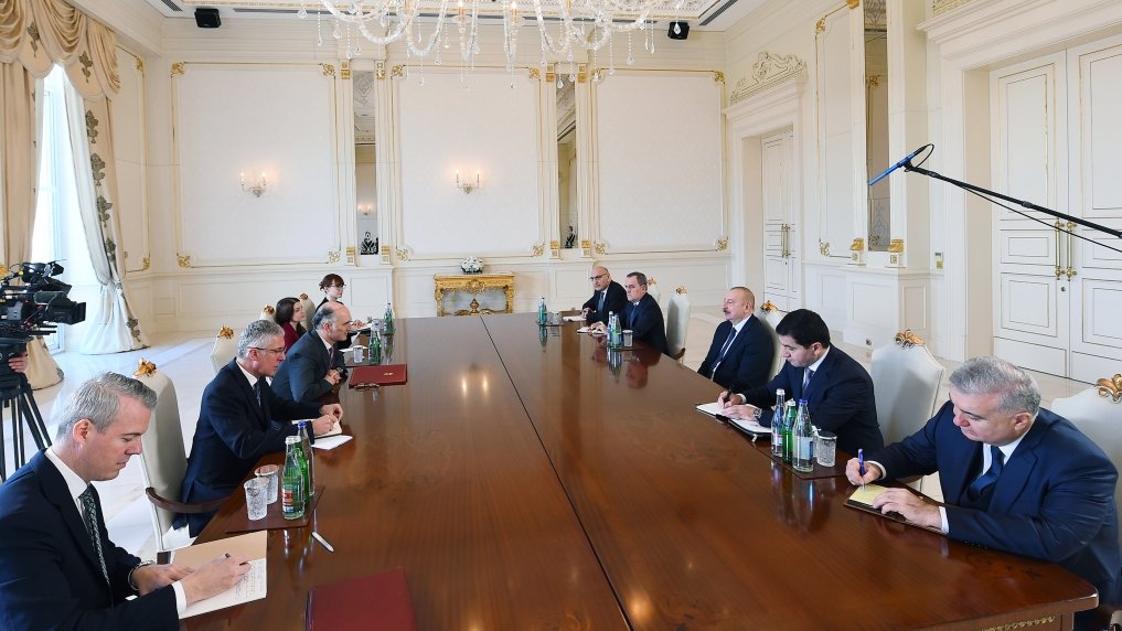 Prezident İlham Əliyev Böyük Britaniyanın dövlət katibinin müavini, Avropa və Şimali Amerika üzrə dövlət nazirini qəbul edib