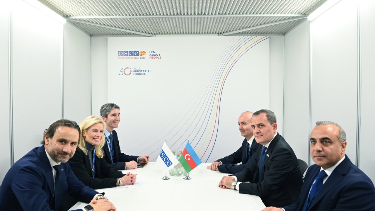 Ceyhun Bayramov ATƏT Parlament Assambleyasının prezidenti ilə görüşüb