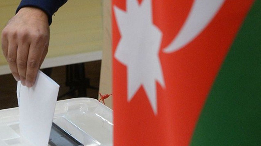 Azərbaycanda prezidentliyə namizədlərin sayı 5-ə çatıb