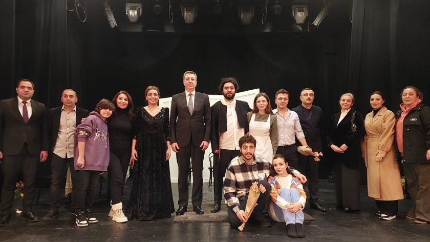 Tbilisidə “Heydər Əliyev İli”nin yekununa həsr edilmiş teatr axşamı olub