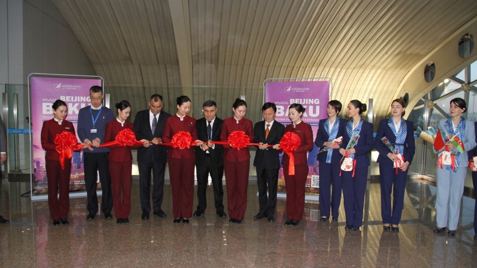 AZAL Bakıdan Pekinə uçuşlara başlayıb