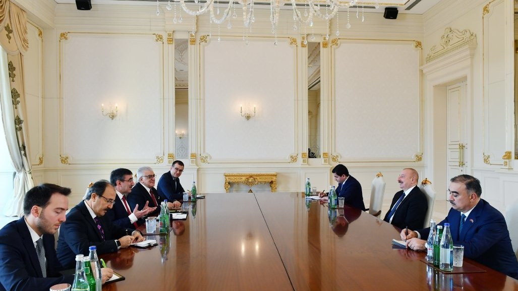 President Ilham Aliyev receives Türkiye's VP (PHOTO)