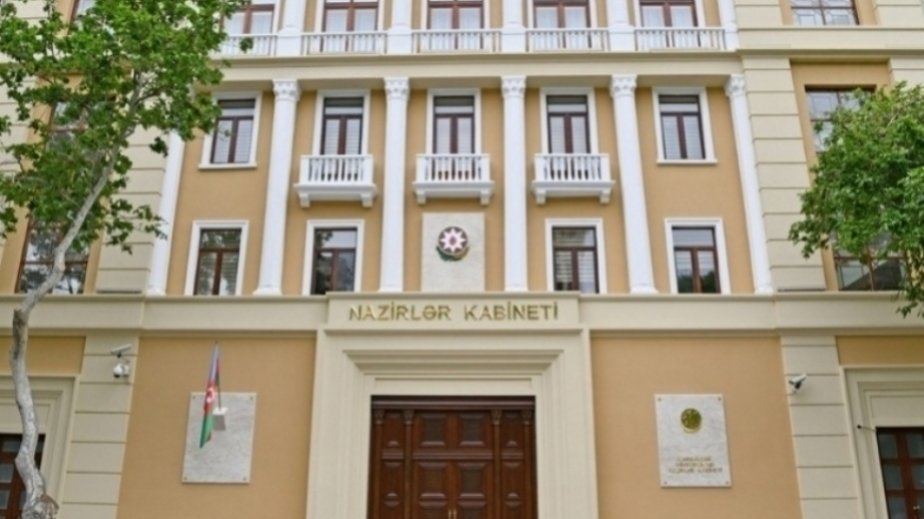 Bakıda koronavirus xəstələrinə yardım göstərən tibb işçilərinin maaşına əlavənin müddəti uzadılıb